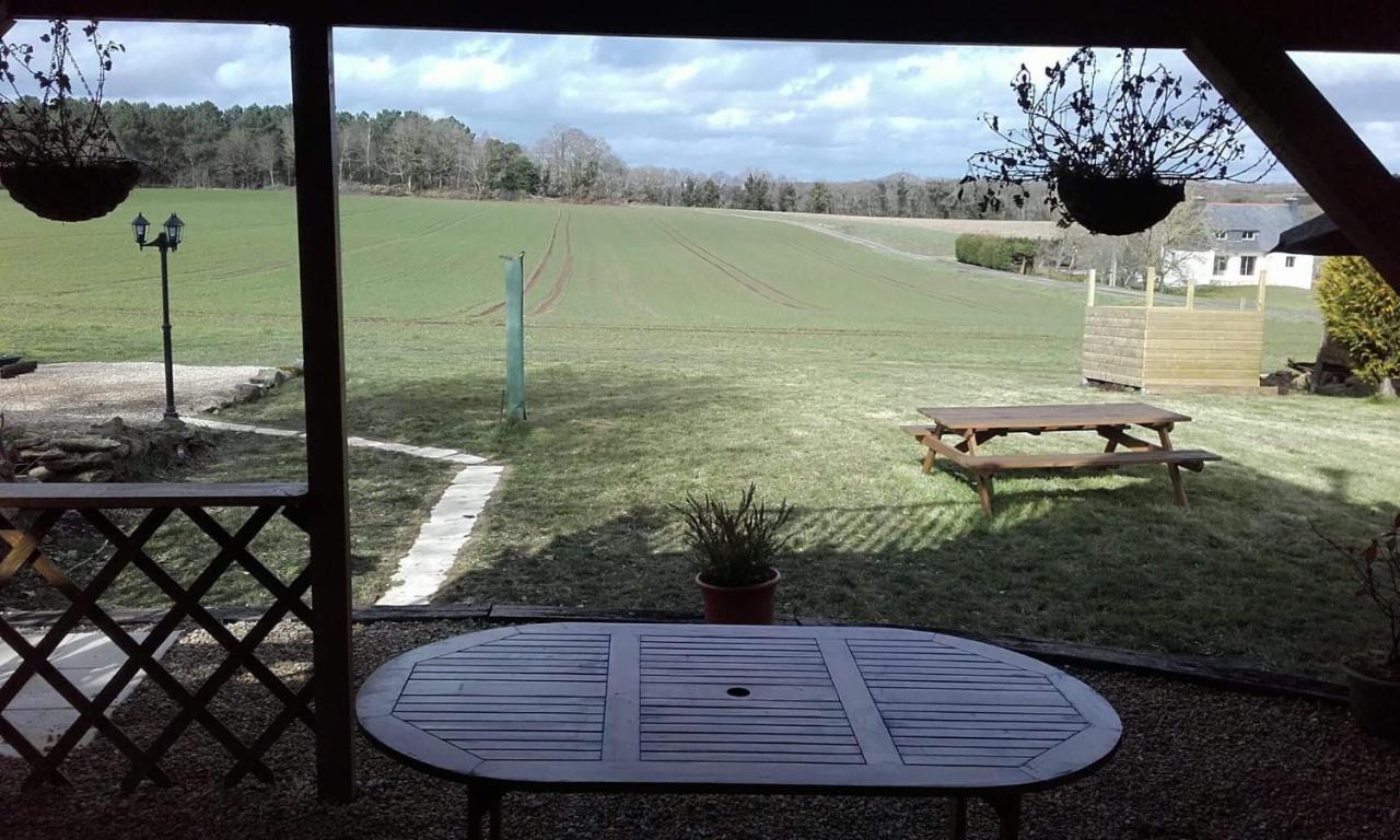 Gites De Camors Exteriör bild