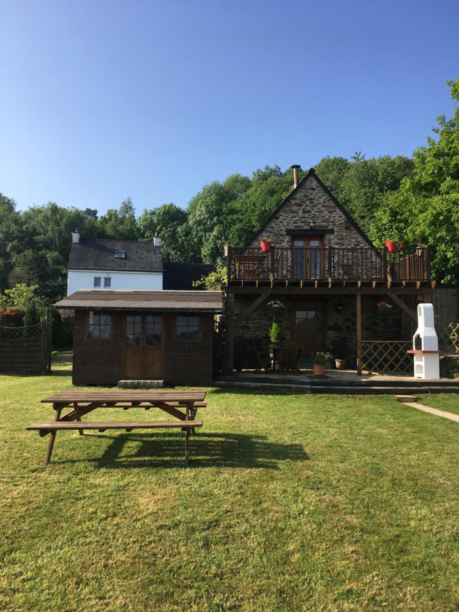 Gites De Camors Exteriör bild