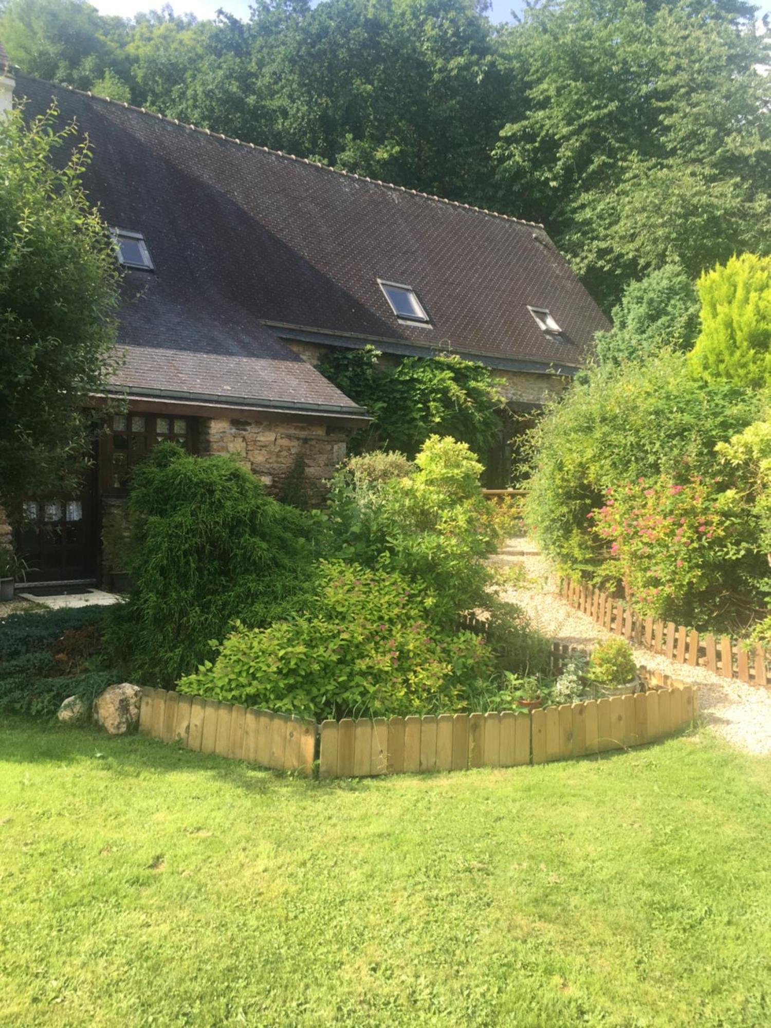 Gites De Camors Exteriör bild
